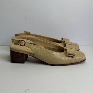 Salvatore Ferragamo Iconic Vara Bow Vintage Slingback Pumps
